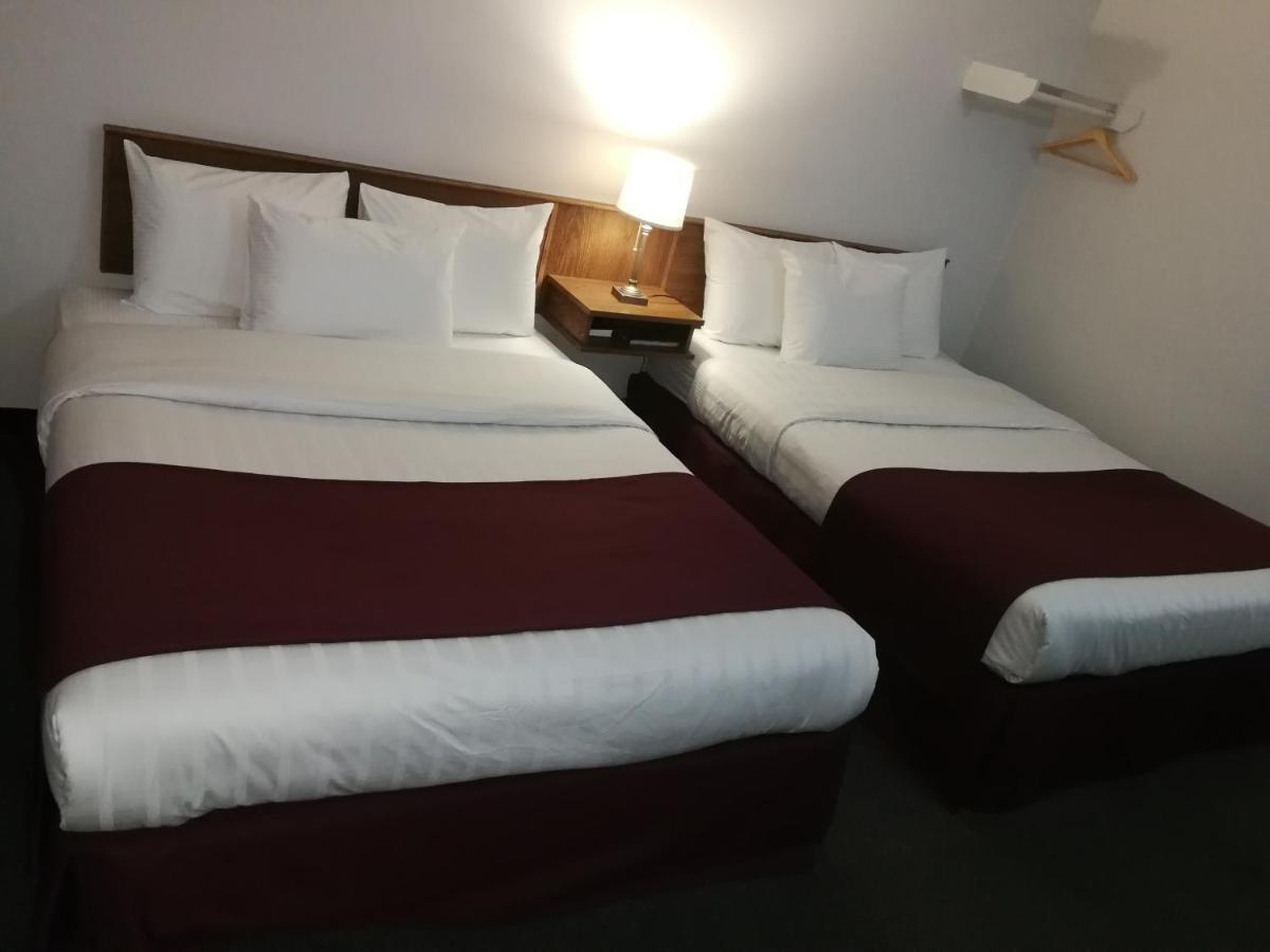 Sundowner Motel 卡切溪 外观 照片